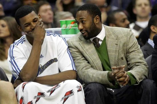[NBA-湖人] 跑不死的拉拉维亚如何成为洛杉矶湖人的胜负晴雨表