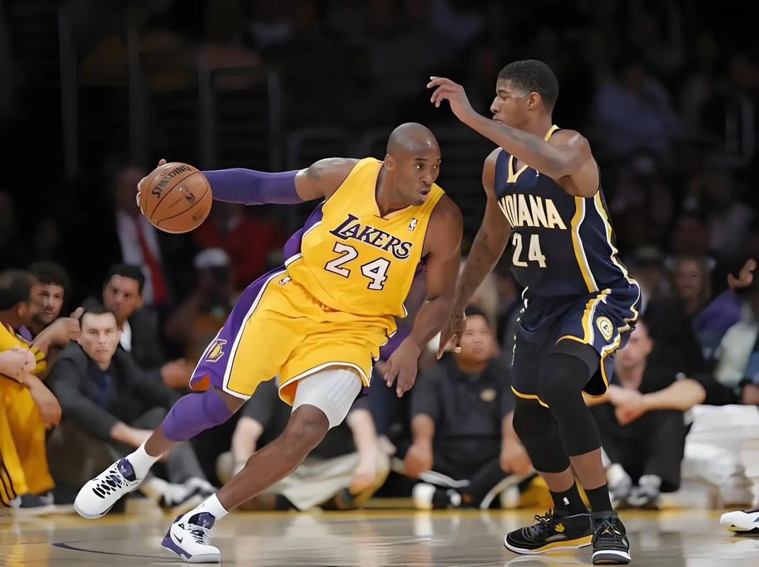 维尼修斯晒观看解放者杯决赛照片，随后庆祝母队弗拉门戈夺冠